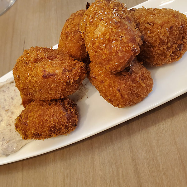 Calgary Bearspaw, Restaurant Flores and Pine jackfruit croquettes vegan