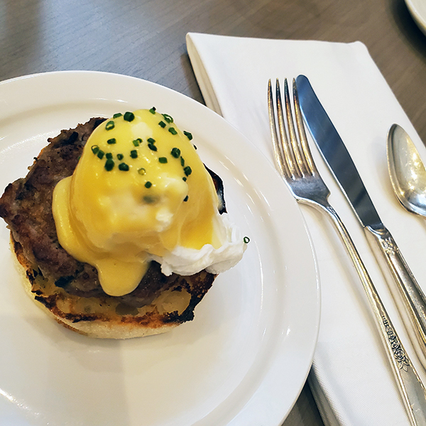 Calgary Bearspaw, Restaurant Flores and Pine house-made lamb sausage eggs benedict
