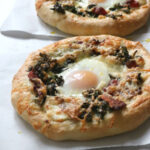 Bacon and Egg Breakfast Pizza
