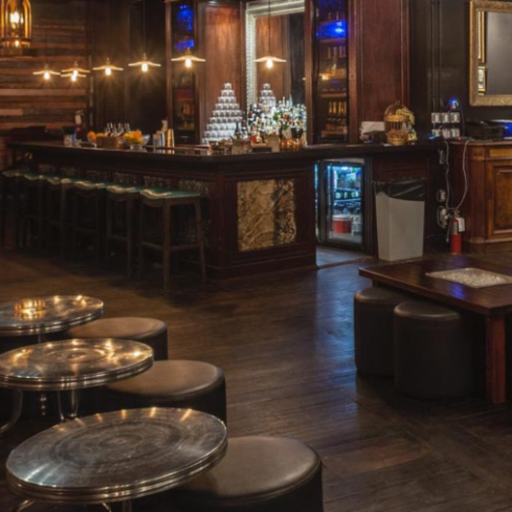 UNITITLED Champagne Lounge