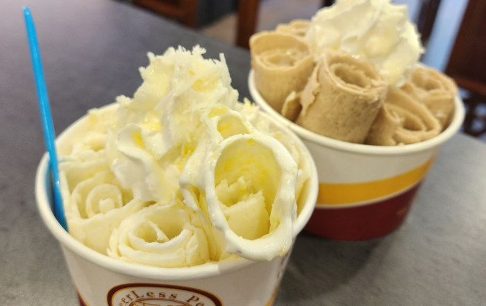 peerless pearl thai rolled ice cream