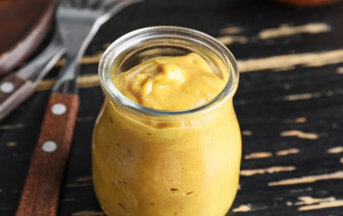 Garlic style gourmet mustard