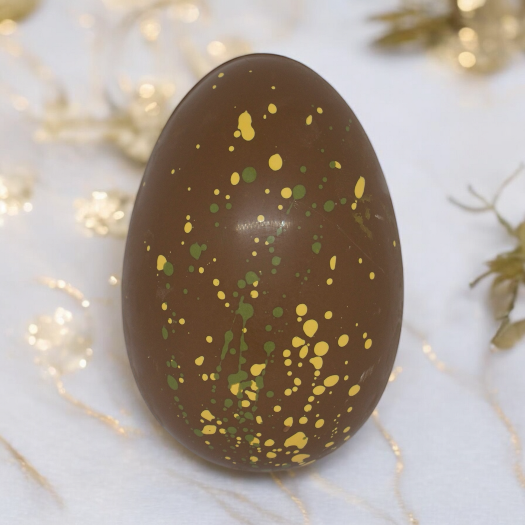 master chocolat Artisanal Pistachio and Kataifi Easter Egg