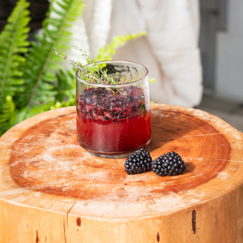 Blackberry and thyme sparkler v1